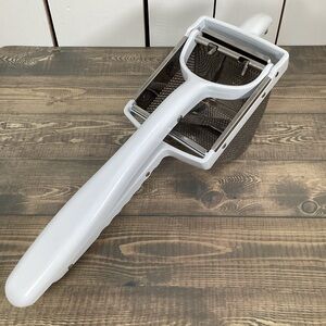 EUC Williams Sonoma X LARGE CAPACITY Deluxe Angled Potato Ricer Press BABY FOOD